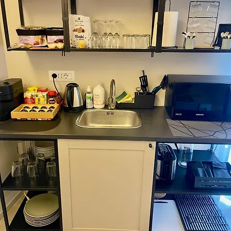 Pensión Moronero 4*