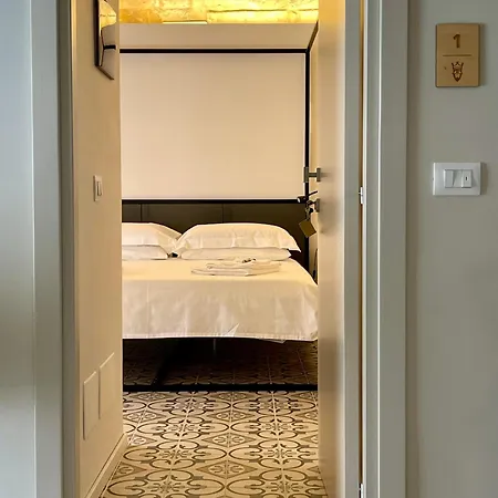 Moronero Guest house